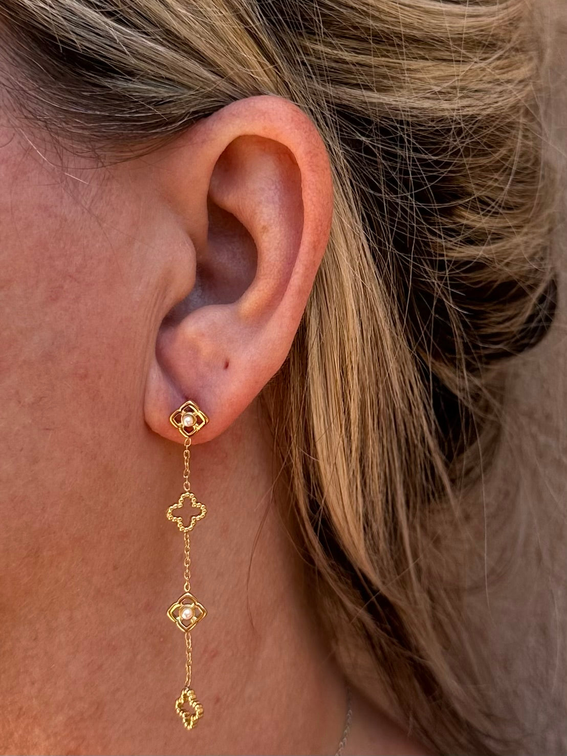 Boucles d'oreilles Alice doré