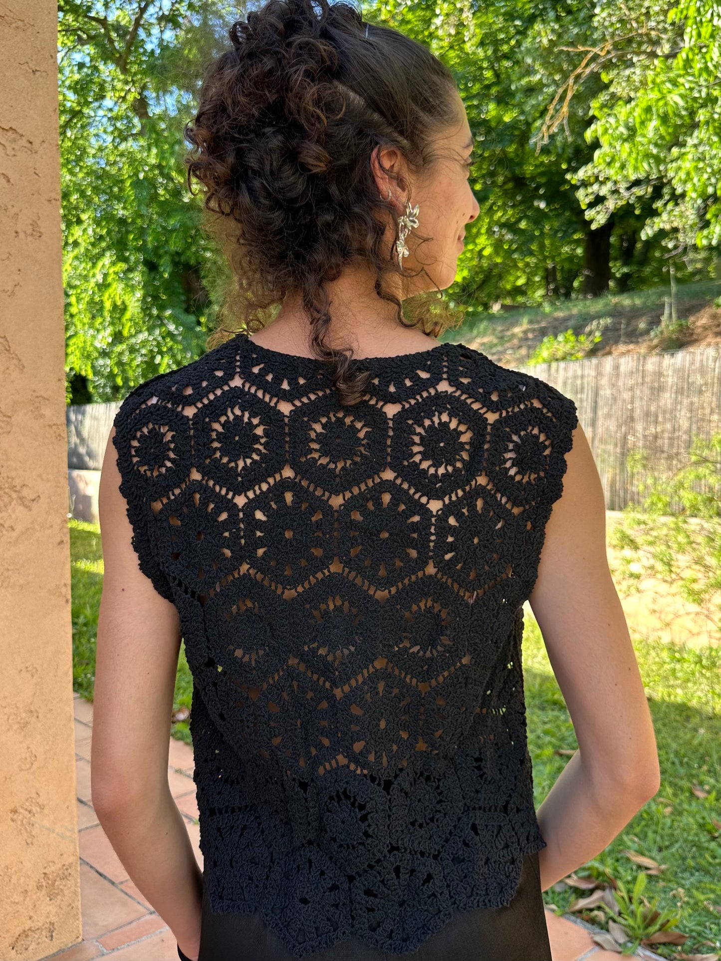 Top crochet court Noir