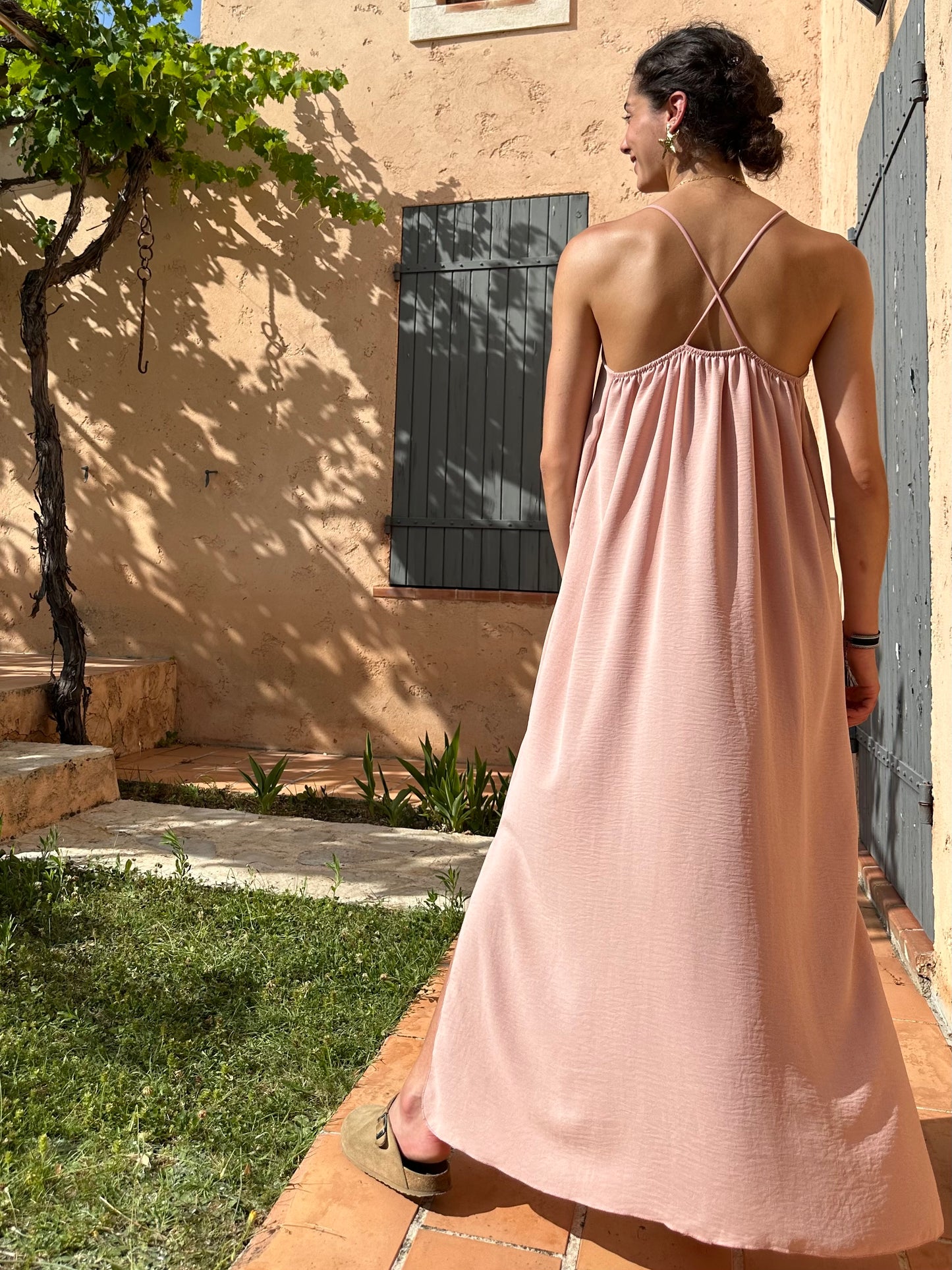 Robe Rose pâle fluide