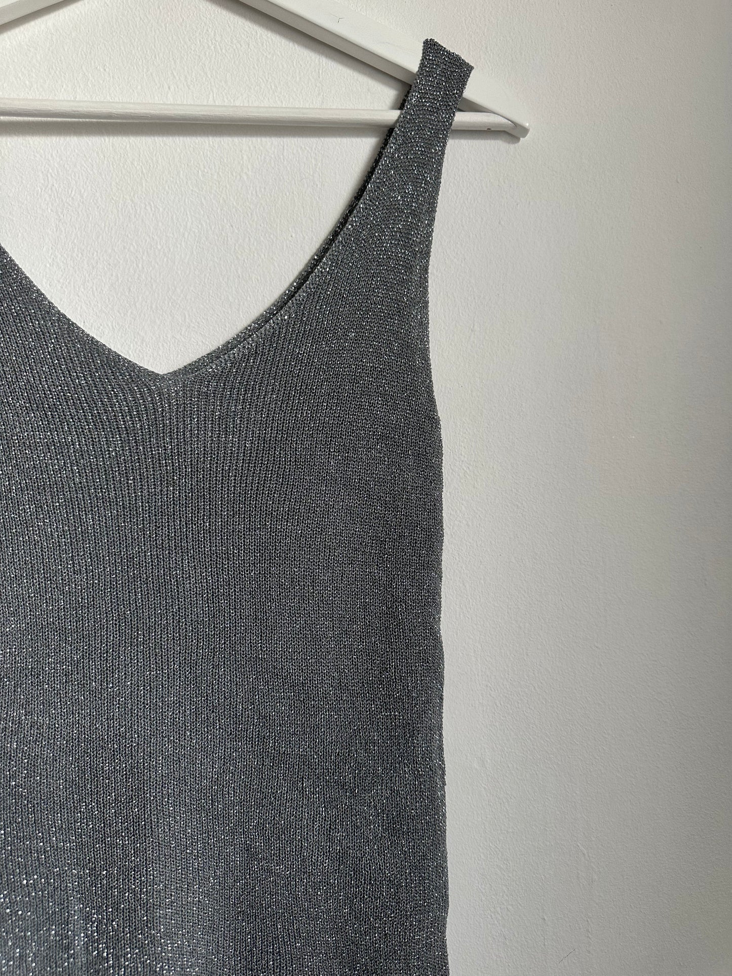 Haut Brillant Gris foncé (bretelle épaisse)