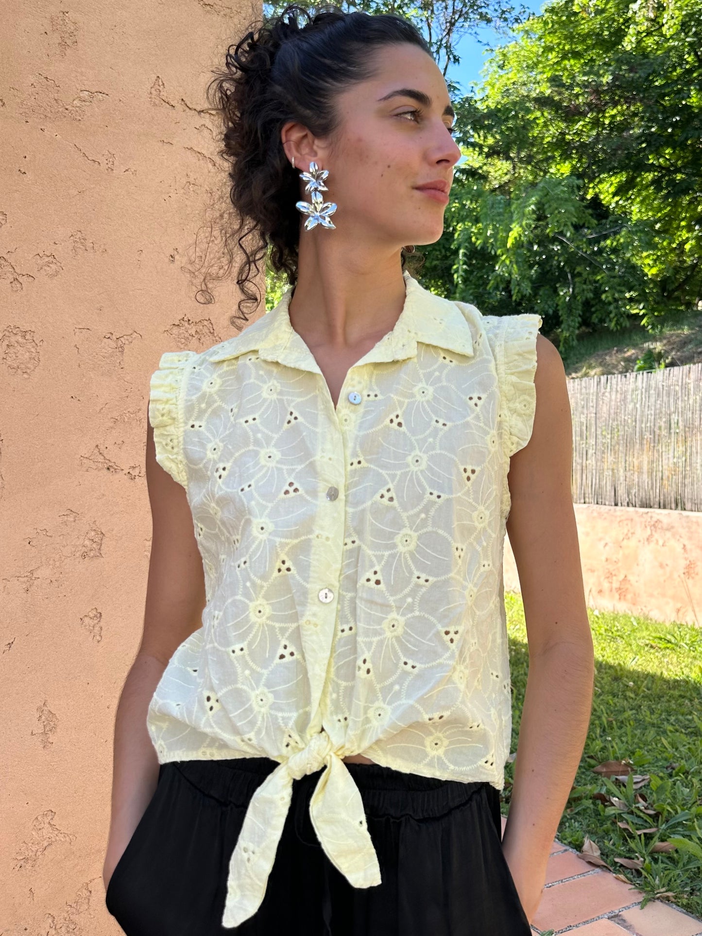 Top Fleur Jaune pastel