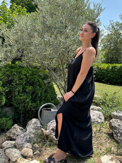 Robe Noire fluide