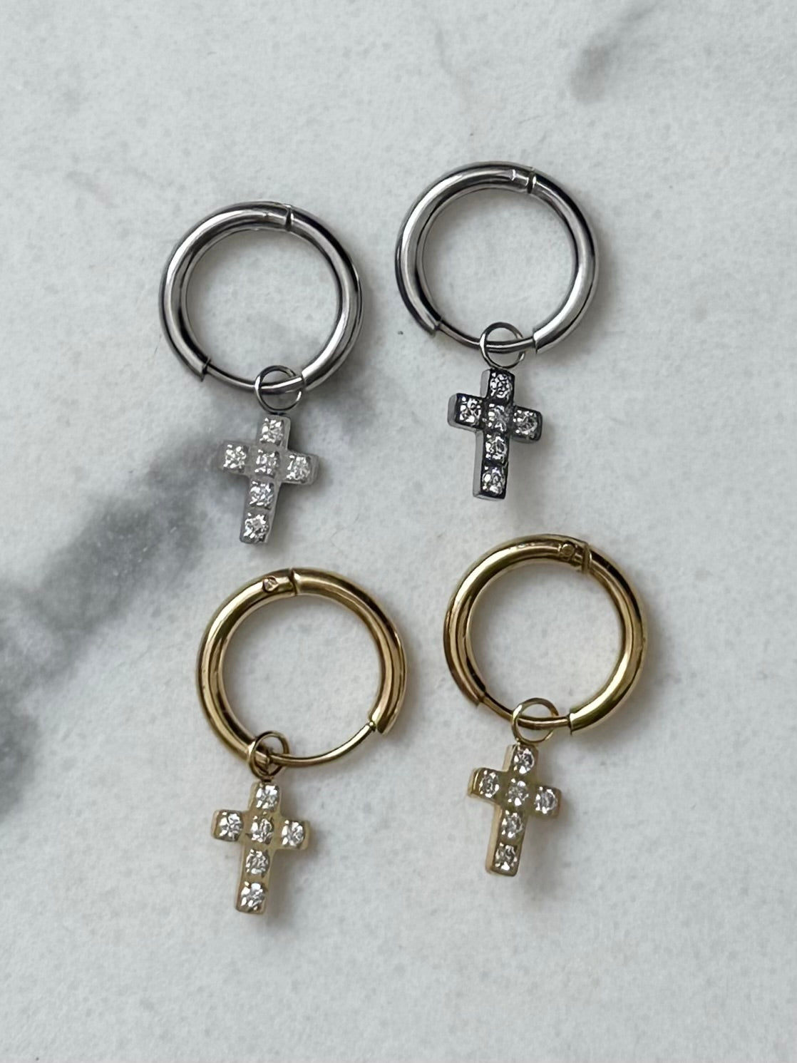 Boucles d'oreilles Croix brillante