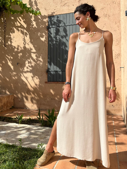 Robe Beige fluide