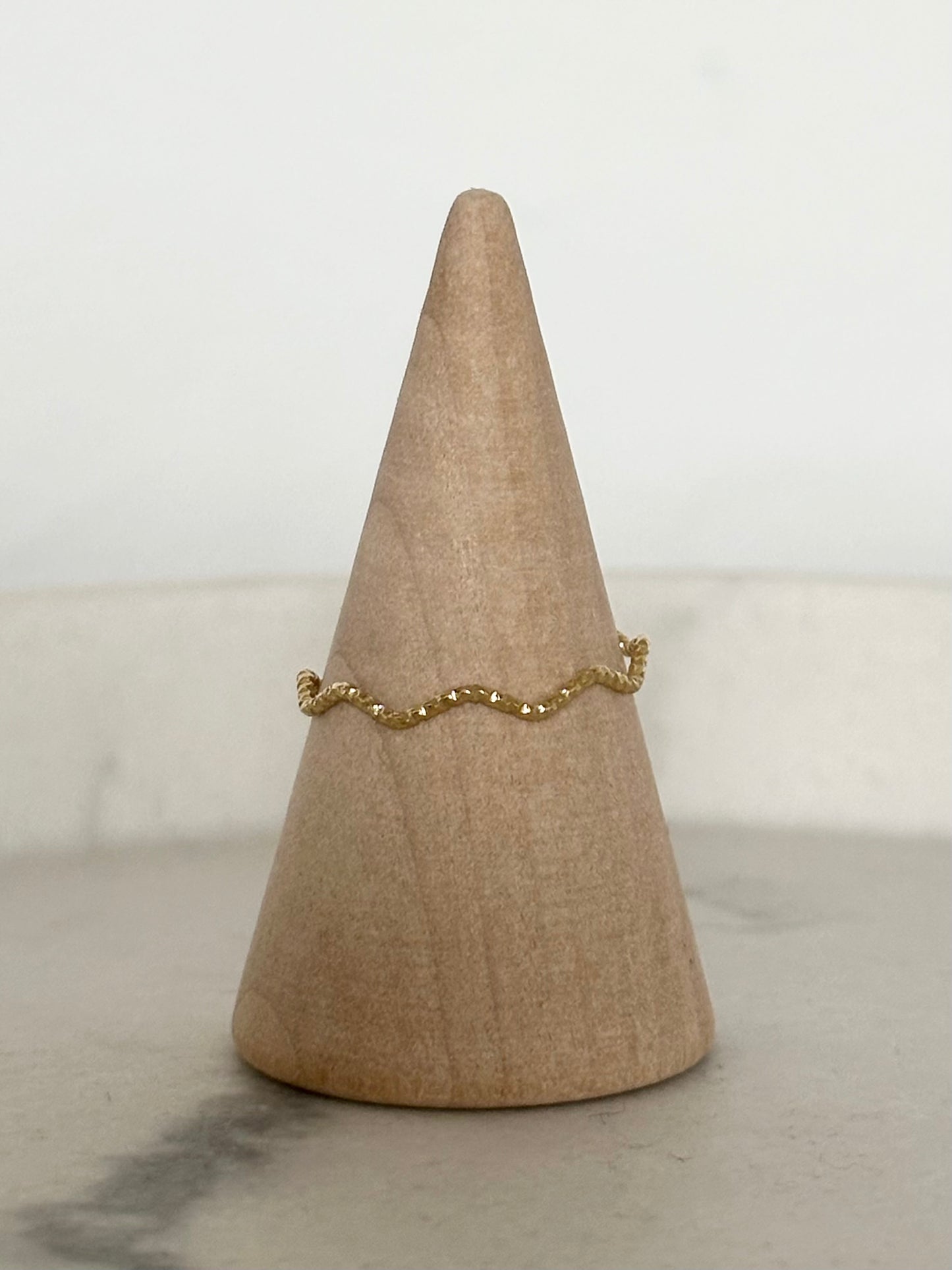 Bague Fine Vague Doré